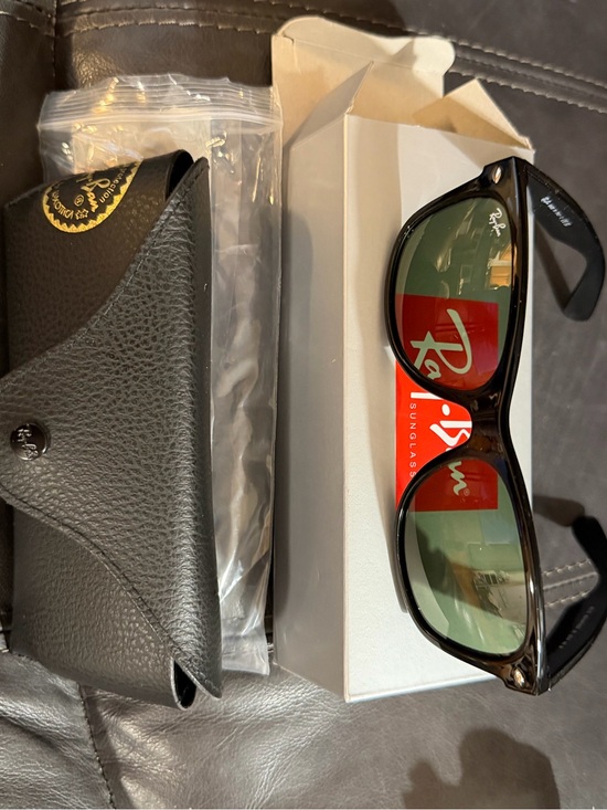 Ray-Ban Accessories - New Ray-Ban Frame Sunglasses with Green Lenses RB2132 Black G15 Made in Italy